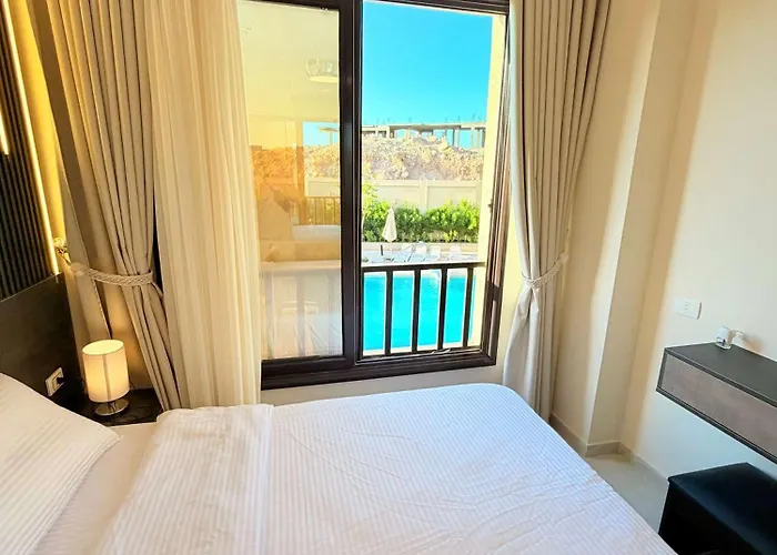 Relaxing With Pool 5 Min To El Gouna شقة الغردقة